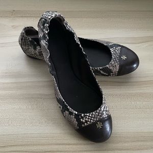 Tory Burch snakeskin flats size 9.5